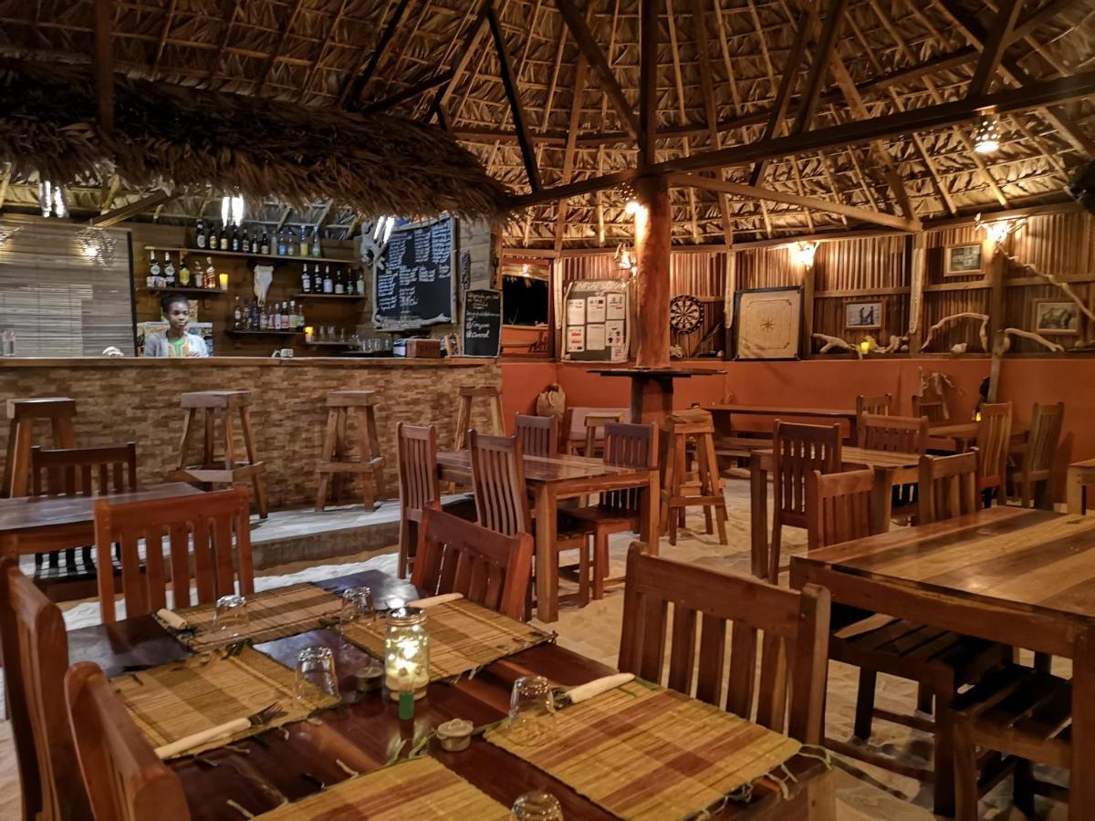 Ocean Lodge Kite & Windsurf Antsiranana Экстерьер фото