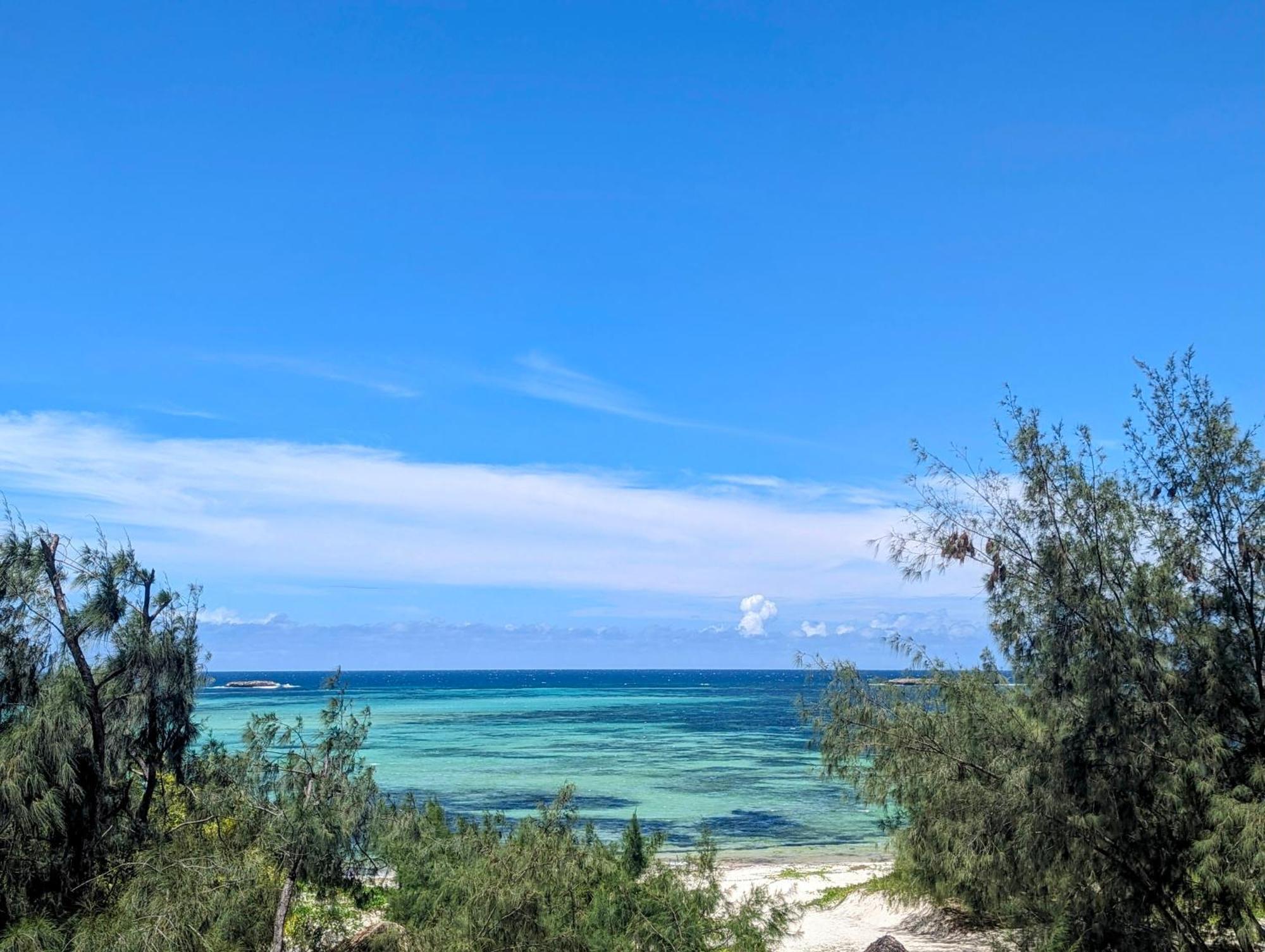 Ocean Lodge Kite & Windsurf Antsiranana Экстерьер фото